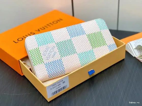 cm LOUIS VUITTON WALLET-19.5*10.5*2.5 ZIPPY 0521